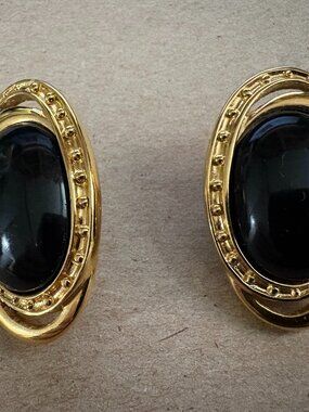 1980s vintage signed Monet double elliptical oval & black cabochon earrings